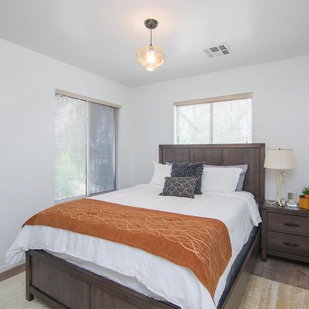 Stylish Home Phoenix - Low Rates Now! מראה חיצוני תמונה