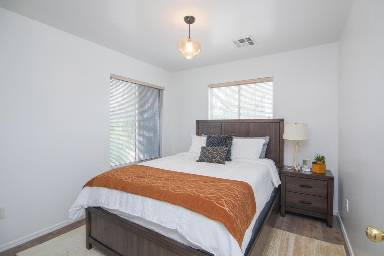 Stylish Home Phoenix - Low Rates Now! מראה חיצוני תמונה