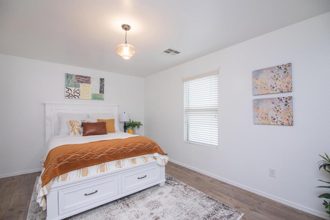 Stylish Home Phoenix - Low Rates Now! מראה חיצוני תמונה
