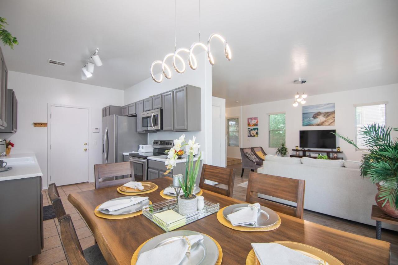Stylish Home Phoenix - Low Rates Now! מראה חיצוני תמונה