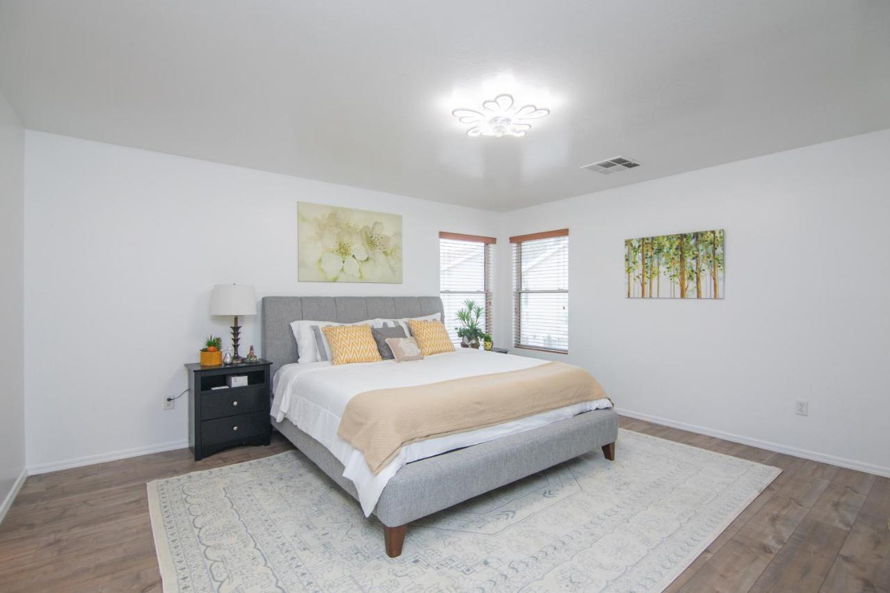 Stylish Home Phoenix - Low Rates Now! מראה חיצוני תמונה