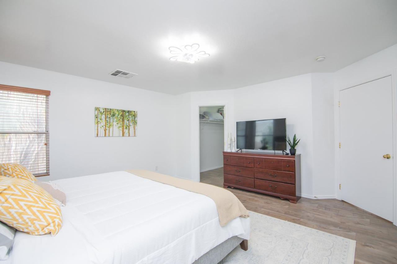Stylish Home Phoenix - Low Rates Now! מראה חיצוני תמונה